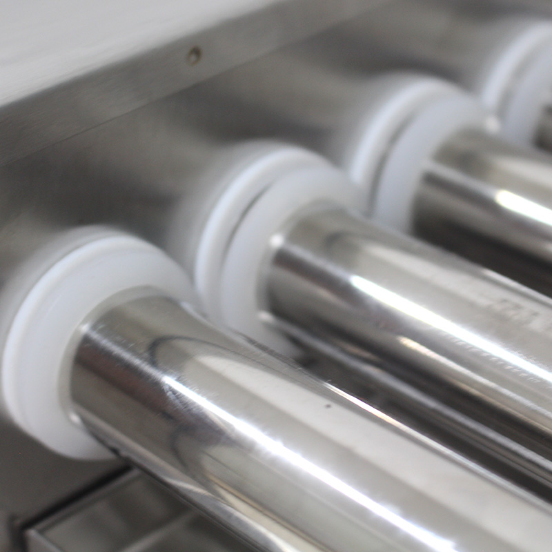Máquina elétrica para grelhar salsichas em aço inoxidável